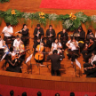 Los presentes disfrutaron de un acto artístico a cargo de la Orquesta Sinfónica del Congreso de la Nación y de la Orquesta de Reciclados de Cateura.