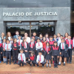 La comitiva estudiantil estuvo acompañada por el director de la Escuela Básica 5642 “San Alfonso”, licenciado Lilio Verón, quien valoró la labor de la Secretaría de Educación en Justicia de realizar estas visitas guiadas.