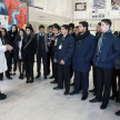 Los alumnos que realizan su pasantía recibieron algunas instrucciones en el hall central del Palacio de Justicia.