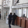 La oficina de Mesa de Entrada Jurisdiccional se encuentra ubicada en la planta baja de la torre sur del Palacio de Justicia de Asunción