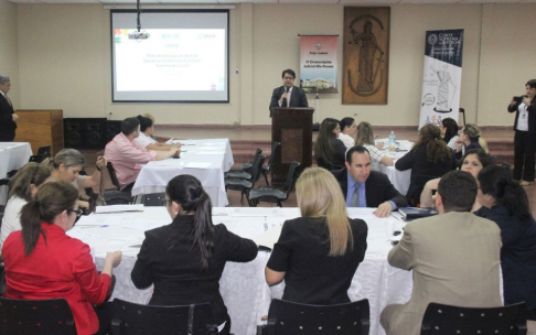 La presentación de la metodología y estructura del proceso estuvo a cargo del coordinador Óscar Martínez.