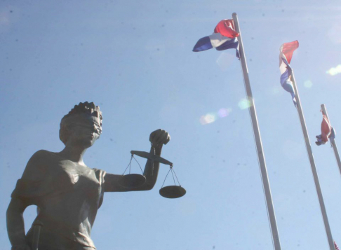 Corte Suprema suspende plazos procesales en Concepción.