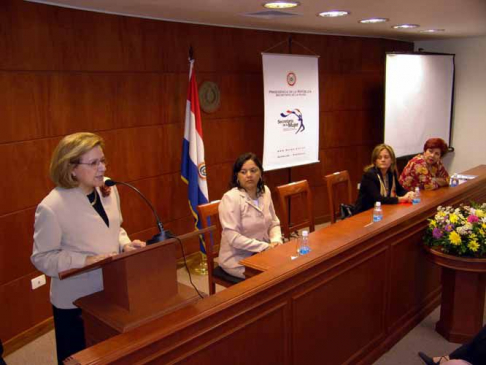 La ministra Pucheta manifestó el apoyo de la Corte al emprendimiento.