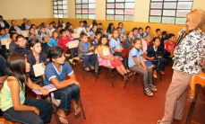 Unos 200 niños de Canindeyú participaron de charla educativa
