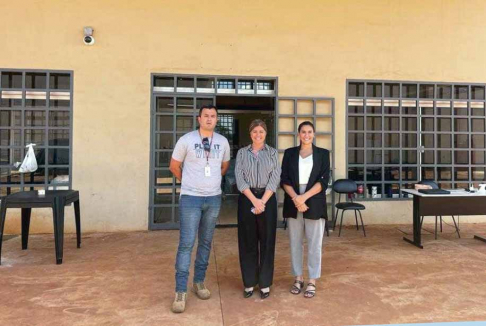 Autoridades visitaron penitenciaría de Minga Guazú, en representación de la Corte Suprema de Justicia estuvo la abogada Nury Montiel, directora de la Dirección de Derechos Humanos. 