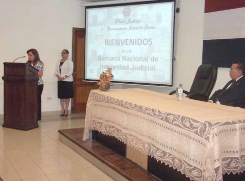 El acto de apertura de la Semana Nacional de la Integridad de la Circusncripción Judicial de Guairá se realizó en la mañana de ayer.