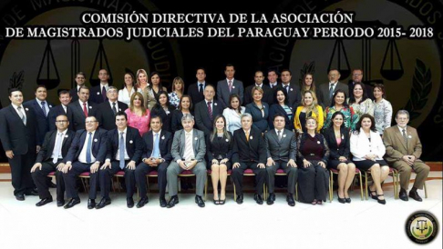 Nueva Comisión Directiva, correspondiente al período 2015 - 2018.