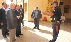 Ministro Bajac visitó centros penitenciarios de Concepción