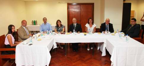 Consejeros electos del Consejo de Administración Judicial en reunión con el doctor Luís María Luís Benítez Riera