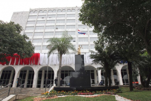 Fachada del Palacio de Justicia de Asunción