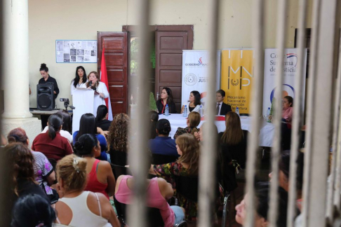 La Dirección de Mediación en conjunto con el Mecanismo Nacional de Prevención de la Tortura y la Penitenciaría “Casa del Buen Pastor” presentaron el servicio de mediación.