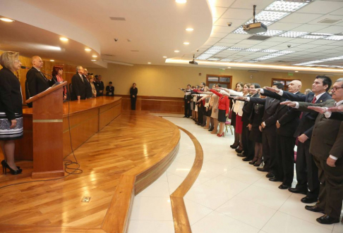 Juramento de rigor de los nuevos magistrados judiciales y electorales, y fiscales