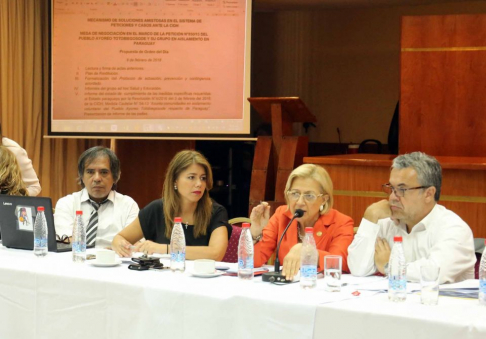 La ministra Alicia Pucheta encabezó la reunión.