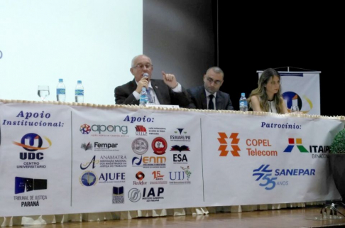El ministro Miguel Bajac participó del congreso internacional sobre Medio Ambiente y Tutelas Jurídicas.