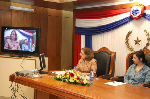Foto de archivo de una teleconferencia organizada por la Secretaría de Género.