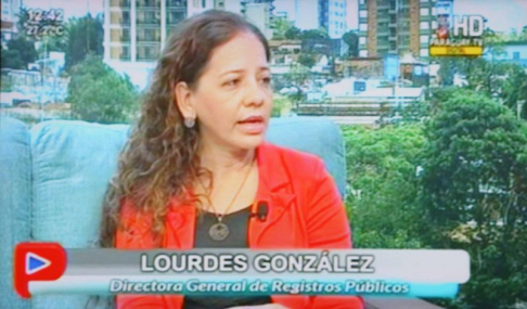 Abogada Lourdes González, directora de los Registros Públicos.