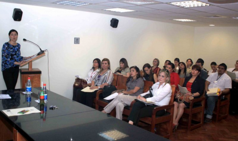 La directora de DDHH de la Corte, Nury Montiel resaltó la importancia de escuchar a los participantes