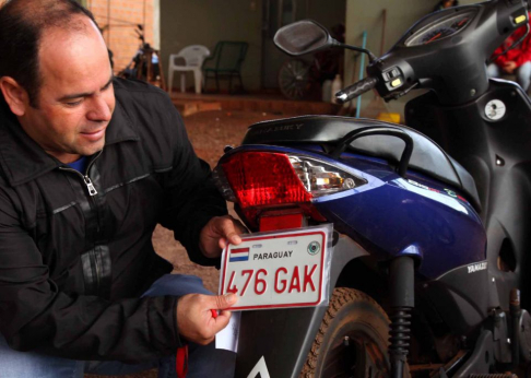 Se realizó la jornada móvil de matriculación de motos en Katueté