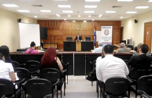 En la Sala de Juicios del Palacio de Justicia de Ñeembucú se desarrolló la semana pasada el curso sobre las cargas probatorias.