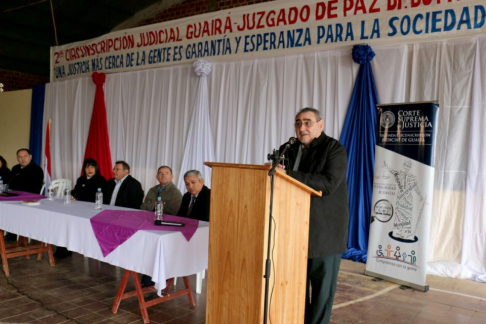 La Corte Suprema de Justicia realizó la presentación del diccionario jurídico bilingüe en la Circunscripción Judicial de Guairá.