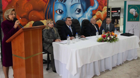 Se tuvo la presencia de la presidenta de la Corte Suprema de Justicia, Alicia Pucheta de Correa, y el ministro Sindulfo Blanco.