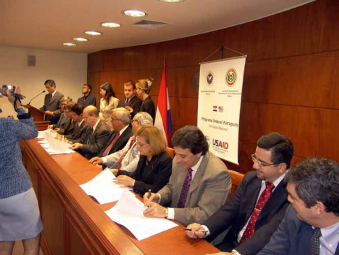 El convenio interinstitucional se firmó en el Palacio de Justicia de Asunción.