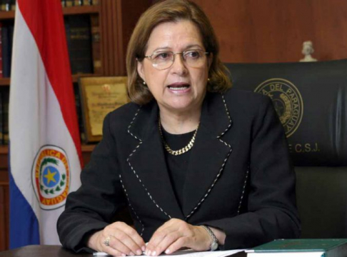 Ministra Alicia Pucheta de Correa.