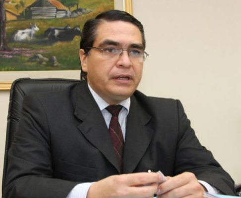 El juez Penal de Garantías, Julián López determinó que el medicamento sea proveído a la mujer por el IPS como una medida de urgencia