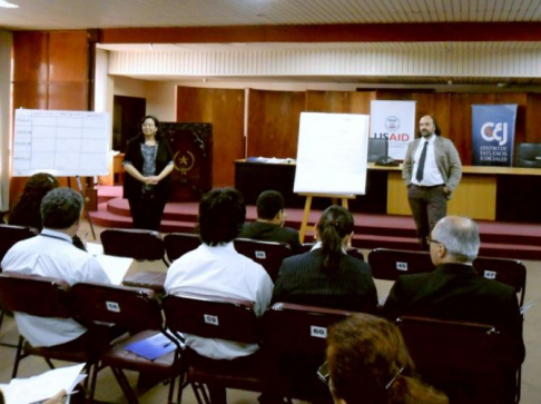 La sala de conferencias de la sede judicial de Asunción fue sede del taller de buenas prácticas