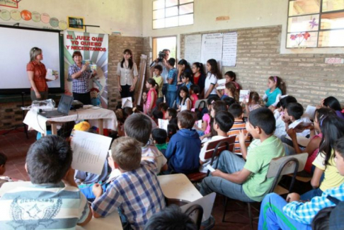 Más de 160 niños participaron de la charla educativa