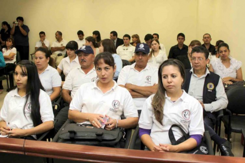La reunión entre representantes del Sistema de Facilitadores Judiciales y la OEA se desarrolló en el sub suelo 1 de la sede judicial de Asunción