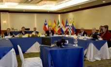 Ministro Benítez Riera participó de reunión en Ecuador