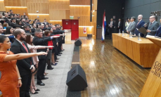 Ministro Diesel tomó juramento de 80 nuevos abogados en Ciudad del Este