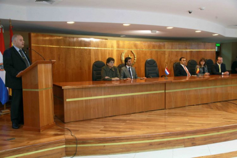 La apertura estuvo a cargo del ministro de la Corte Suprema de Justicia doctor Luis María Benítez Riera.