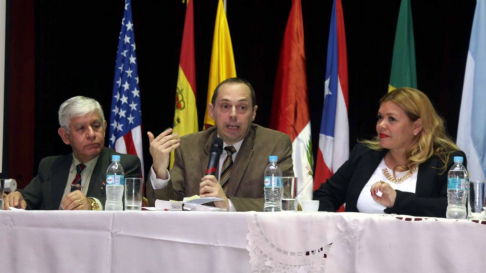 El doctor Francisco Segura abordó el tema La responsabilidad del Estado.
