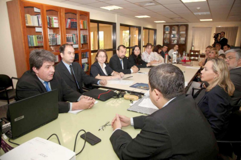 La reunión de trabajo se desarrolló en el Palacio de Justicia de Encarnación.