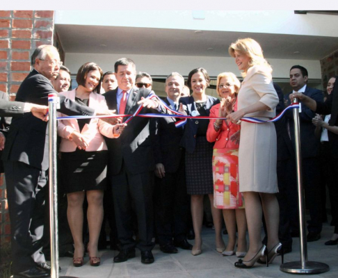 Inauguran sede “Ciudad Mujer” en Villa Elisa.