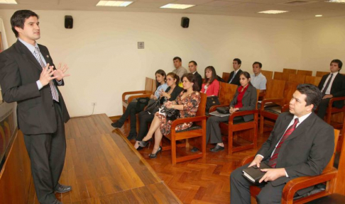 La capacitación se desarrolló ayer en la sede judicial de Asunción y proseguirá hasta el 25 de julio