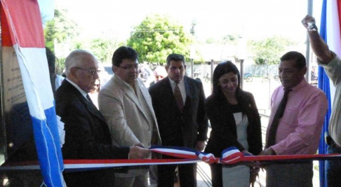La inauguración del juzgado de Paz fue encabezada por el ministro y superintendente de Alto Paraguay, doctor Miguel Oscar Bajac.