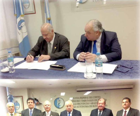 Firma de convenio entre la Corte de Paraguay y la Junta Federal de Cortes de Argentina.