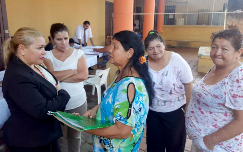 La presidenta de la Circunscripción Judicial de Central, María Teresa González de Daniel, participó de la visita.