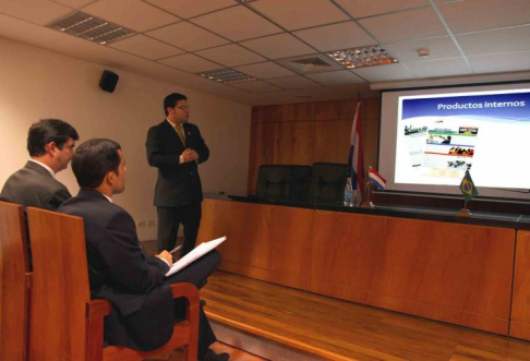 Abogado Luis Gimenez explicó funcionamiento de la oficina de prensa de la Corte