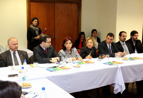 La titular de la Corte, Alicia Pucheta; la vicepresidenta segunda, Miryam Peña, y el ministro Luis María Benítez Riera participaron de la reunión.