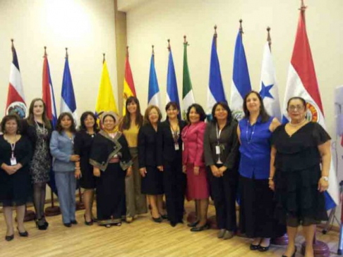 Magistradas de Iberoamérica se reúnen en Cochabamba, Bolivia.