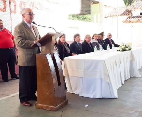 Durante el acto, el ministro Oscar Bajac se dirigió a los presentes.