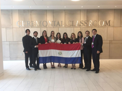 Esta fue la delegación paraguaya que representó a nuestro país en el 23º Concurso Interamericano organizado por la American University Washington College of Law, en la ciudad de Washington, DC – Estado Unidos.