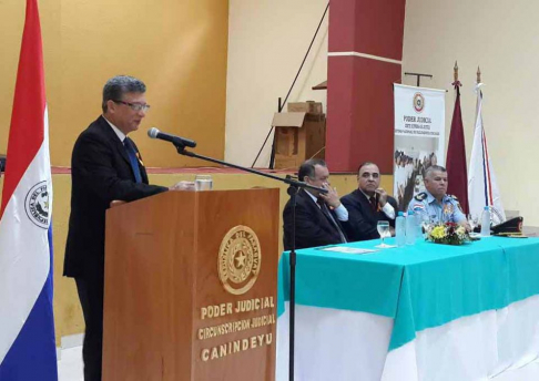 Las palabras de bienvenida estuvo a cargo del abogado Carlos Dominguez, presidente de la Circunscripción de Canindeyú. 