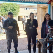 El recorrido incluyó visitas a las distintas áreas productivas del establecimiento, como carpintería, granja, refrigeración, cocina y panadería.