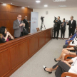 Durante su discurso, el doctor Diesel felicitó a los nuevos designados para ocupar cargos en el sistema judicial, destacando el esfuerzo y la dedicación que les permitió alcanzar este logro.