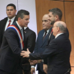Saludo entre el presidente de la República de Paraguay, Santiago Peña Palacios, y el presidente de la Corte Suprema de Justicia, César Diesel Junghanns.